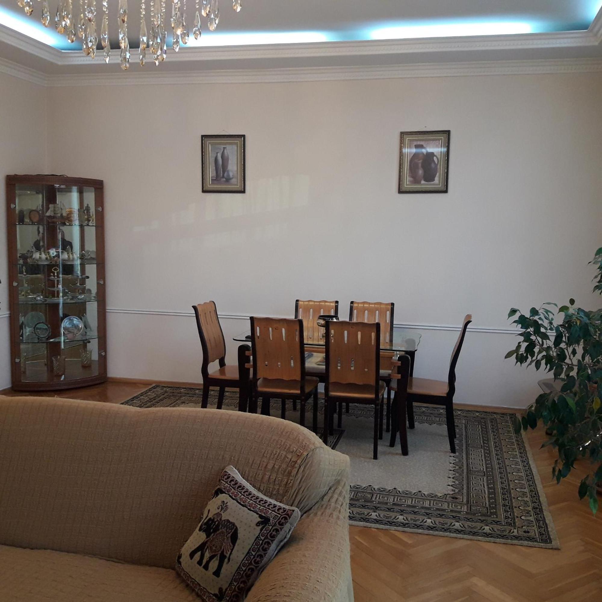 Neftiannikov Avenue Apartment Baku Eksteriør bilde